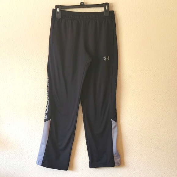 UNDER ARMOR ATHLETIC PANTS